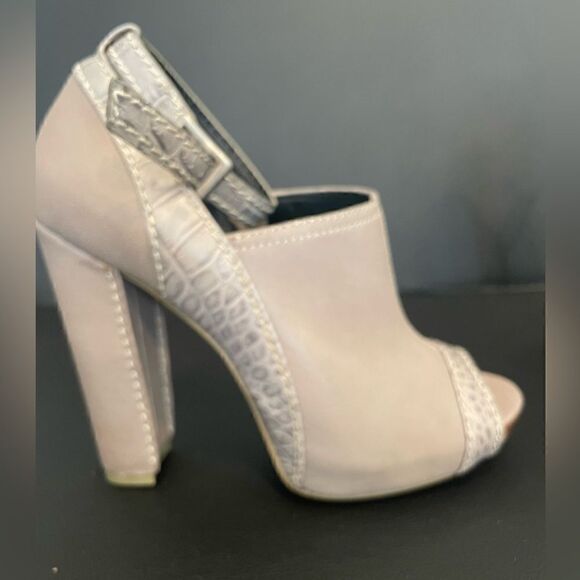 BCBGMaxAzria Platform Ankle Straps Heels - Picture 11 of 17